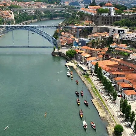 Oporto Cellar's Apartment